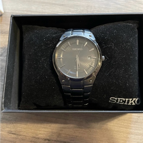 Seiko Watch Men’s - Picture 1 of 6